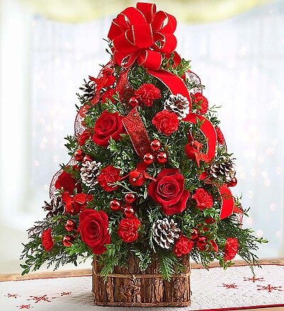 Traditional Tidings™ Christmas Tree